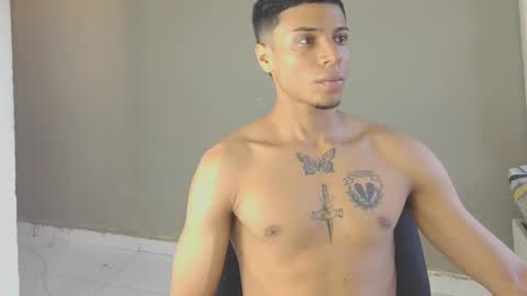 Snapshot of drake_the_kingmaster chatting on December 4, 10:02 pm ig kingmaster777 online show from December 4, 10:02 pm