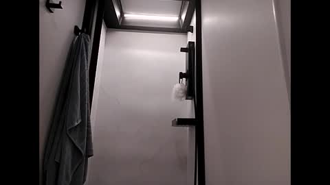 drakefimon online show from December 3, 4:40 pm