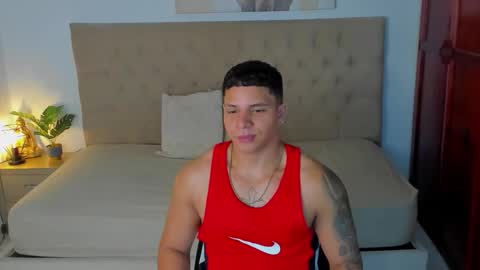 Snapshot of drakesmith01 chatting on September 17, 12:19 pm Drake Smith online show from September 17, 12:19 pm