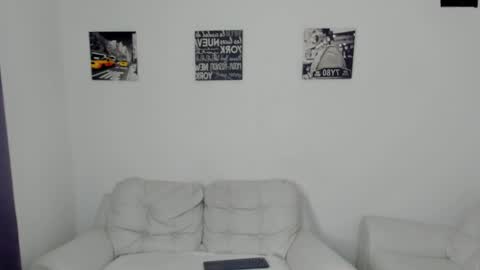 Snapshot of drakesmith01 chatting on October 11, 12:15 am Drake Smith online show from October 11, 12:15 am