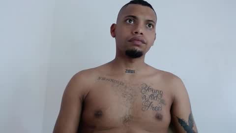 drako_monstercock online show from December 1, 6:39 pm