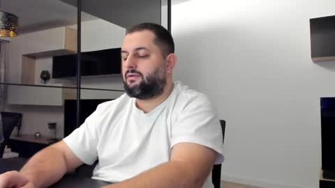 Draven A online show from February 15, 4:56 pm