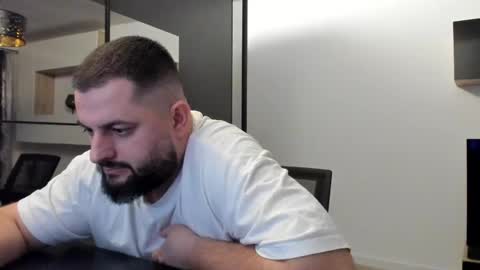 Draven A online show from March 6, 10:58 pm