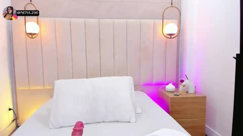 N E N A  online show from January 9, 8:58 pm