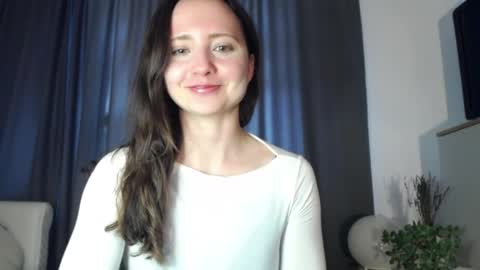 Nicole online show from March 26, 2:55 pm