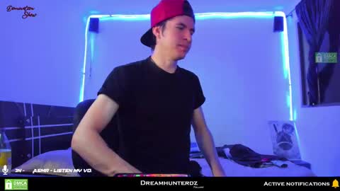 Snapshot of dreamhunterdz chatting on February 19, 12:03 am Your lord. - ONLINE 1500 Pm to 2100 Pm - New York Hour online show from February 19, 12:03 am
