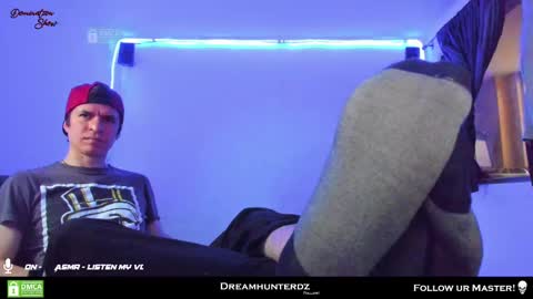 Snapshot of dreamhunterdz chatting on February 12, 9:11 pm Your lord. - ONLINE 1500 Pm to 2100 Pm - New York Hour online show from February 12, 9:11 pm