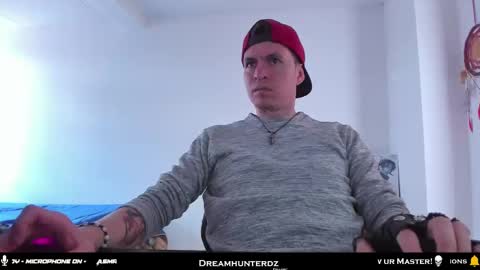 Snapshot of dreamhunterdz chatting on October 3, 9:23 pm Your lord. - ONLINE 1500 Pm to 2100 Pm - New York Hour online show from October 3, 9:23 pm