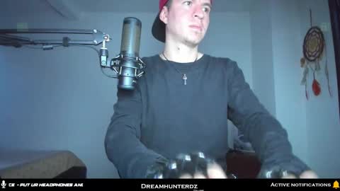Snapshot of dreamhunterdz chatting on October 16, 10:52 pm Your lord. - ONLINE 1500 Pm to 2100 Pm - New York Hour online show from October 16, 10:52 pm