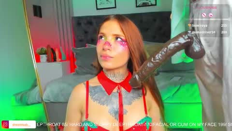 dreamleah_ online show from November 3, 5:52 am