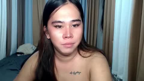 Snapshot of dreammegan chatting on September 23, 9:32 pm Stacy DONT FORGET TO FOLLOW ME AND THUMBS UP my wife samgrg2 online show from September 23, 9:32 pm
