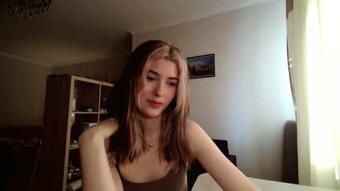 Dia online show from February 1, 10:12 am