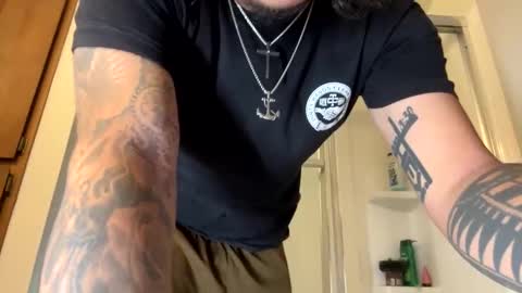 Snapshot of drewthesamoan chatting on October 26, 6:58 am Drewthesamoan online show from October 26, 6:58 am