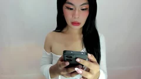 miss. Erika online show from November 5, 12:29 pm