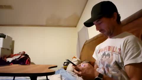 Inexperienced catfish online show from January 26, 4:09 am