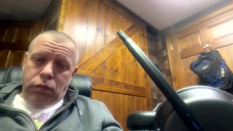 drkone01826 online show from December 1, 10:41 pm