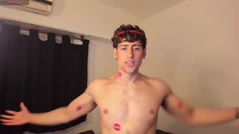 Snapshot of drmozo chatting on February 16, 5:37 am Alexander online show from February 16, 5:37 am