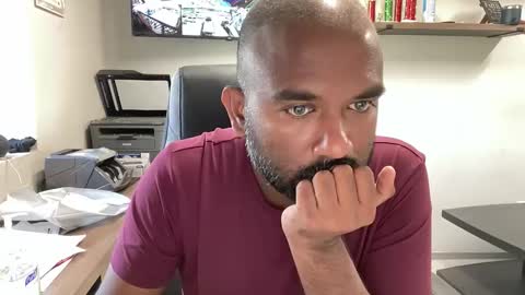 dsunnys707670 online show from March 18, 6:03 pm