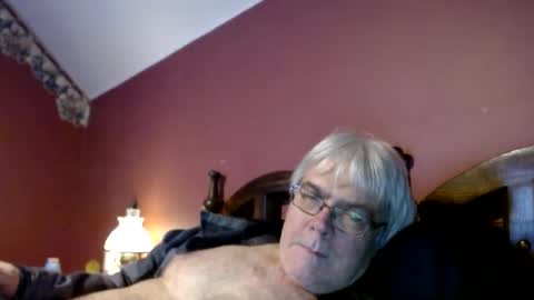 Snapshot of dug38 chatting on March 1, 4:15 am Doug online show from March 1, 4:15 am