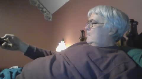 Snapshot of dug38 chatting on September 10, 4:52 pm Doug online show from September 10, 4:52 pm