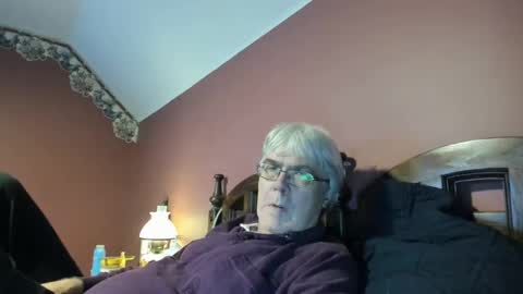 Snapshot of dug38 chatting on September 21, 1:48 pm Doug online show from September 21, 1:48 pm