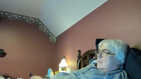 Snapshot of dug38 chatting on October 9, 12:21 pm Doug online show from October 9, 12:21 pm