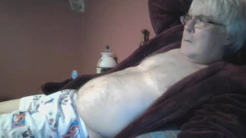 Snapshot of dug38 chatting on October 1, 9:57 pm Doug online show from October 1, 9:57 pm