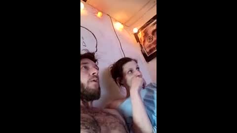 dukenbettykinks online show from April 10, 7:03 am