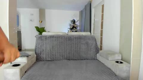 Jlozada05 online show from November 25, 7:40 am