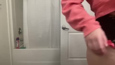 dumbblondexoxo online show from January 18, 3:20 am