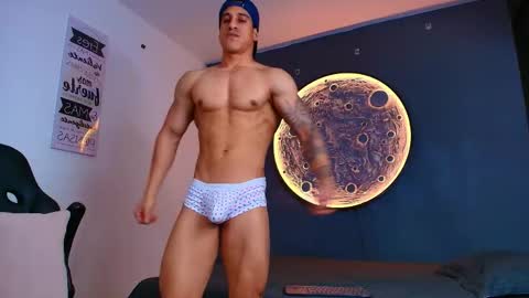 duran_dhikol1 online show from May 26, 2:39 am