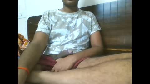 Aarav Tiwari online show from September 26, 7:44 pm