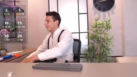 Snapshot of dustin_sonne chatting on February 13, 3:18 am Dustin Sonne online show from February 13, 3:18 am