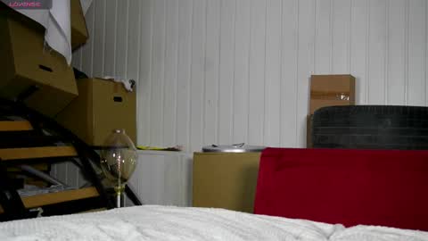 Snapshot of dustyn_fox chatting on February 15, 3:06 pm Dustyn online show from February 15, 3:06 pm