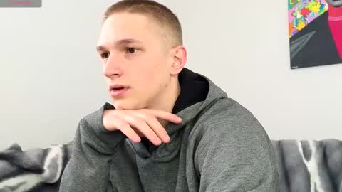 Snapshot of dustyn_fox chatting on February 21, 9:13 am Dustyn online show from February 21, 9:13 am