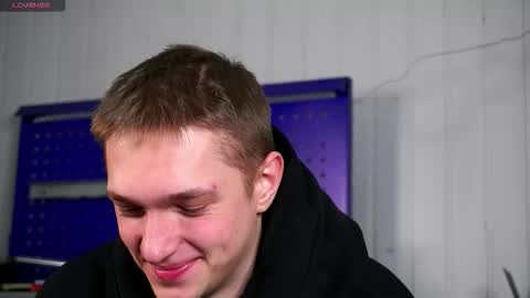 Dustyn online show from January 14, 3:53 pm