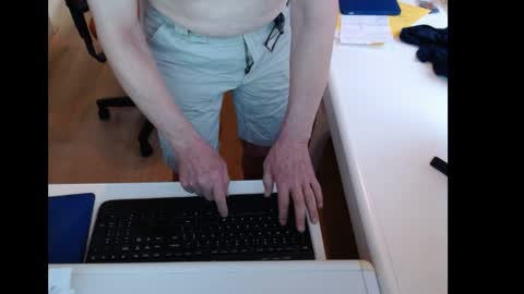dutchpornking2 online show from May 29, 6:33 am