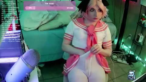 DvaDaisy online show from December 4, 11:26 pm