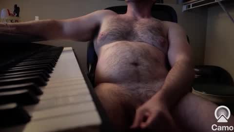 dwhistle80 online show from November 4, 3:08 am