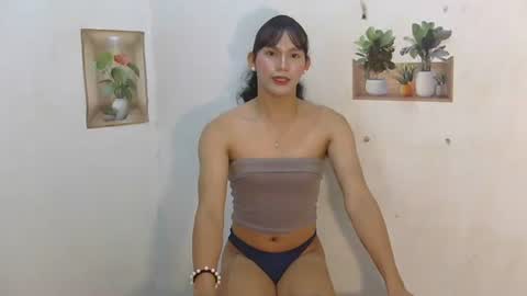 dy_namite online show from May 19, 6:15 pm