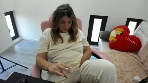 dayana online show from April 8, 4:59 am