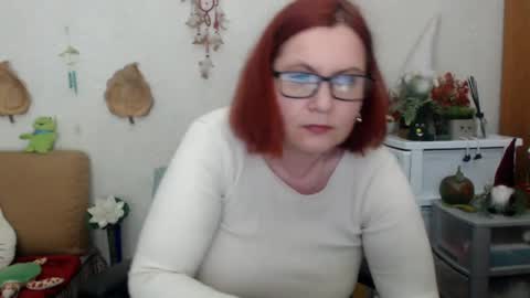 Dyanne online show from March 8, 4:17 pm