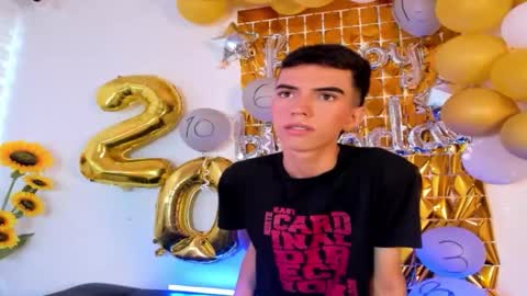 Dylan online show from September 26, 11:40 am