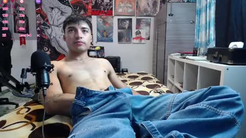 Dylan 3 online show from April 7, 11:40 pm