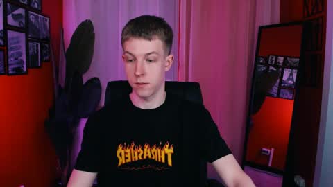 Dylan online show from April 7, 9:11 am