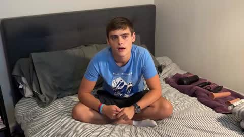 Snapshot of dylanfruits chatting on September 18, 1:42 am dylanfruits online show from September 18, 1:42 am