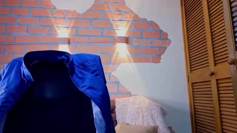 D Y L A N online show from March 19, 2:39 am