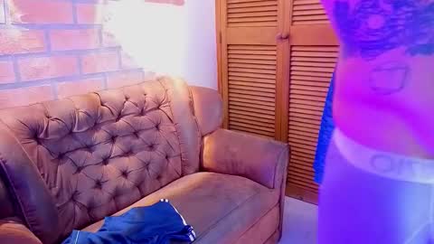 D Y L A N online show from March 12, 2:26 am