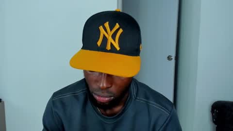 Dylan Taylor online show from September 21, 2:48 am