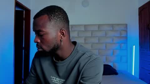 Dylan Taylor online show from December 5, 12:36 pm